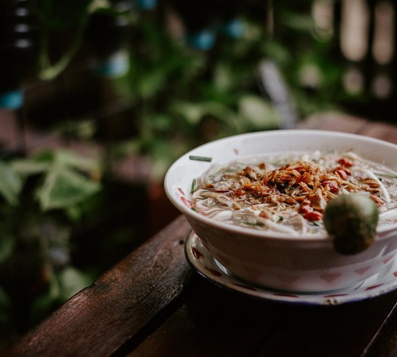 Mie Celor (Indonesian Stir-Fried Noodles)