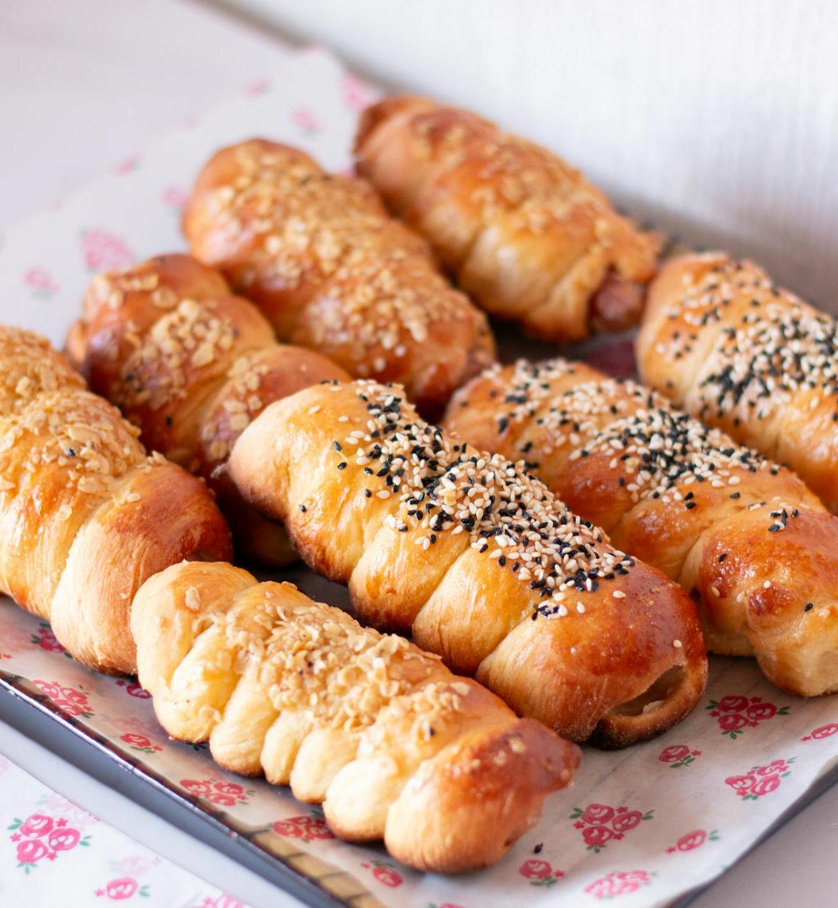 Mini Hot Dogs in Blankets