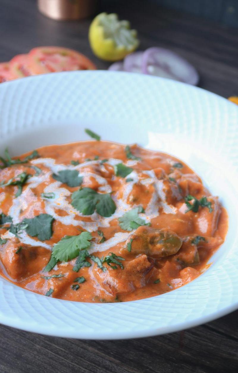 20-Min Mohan Maas—Lamb in Cream & Tomato