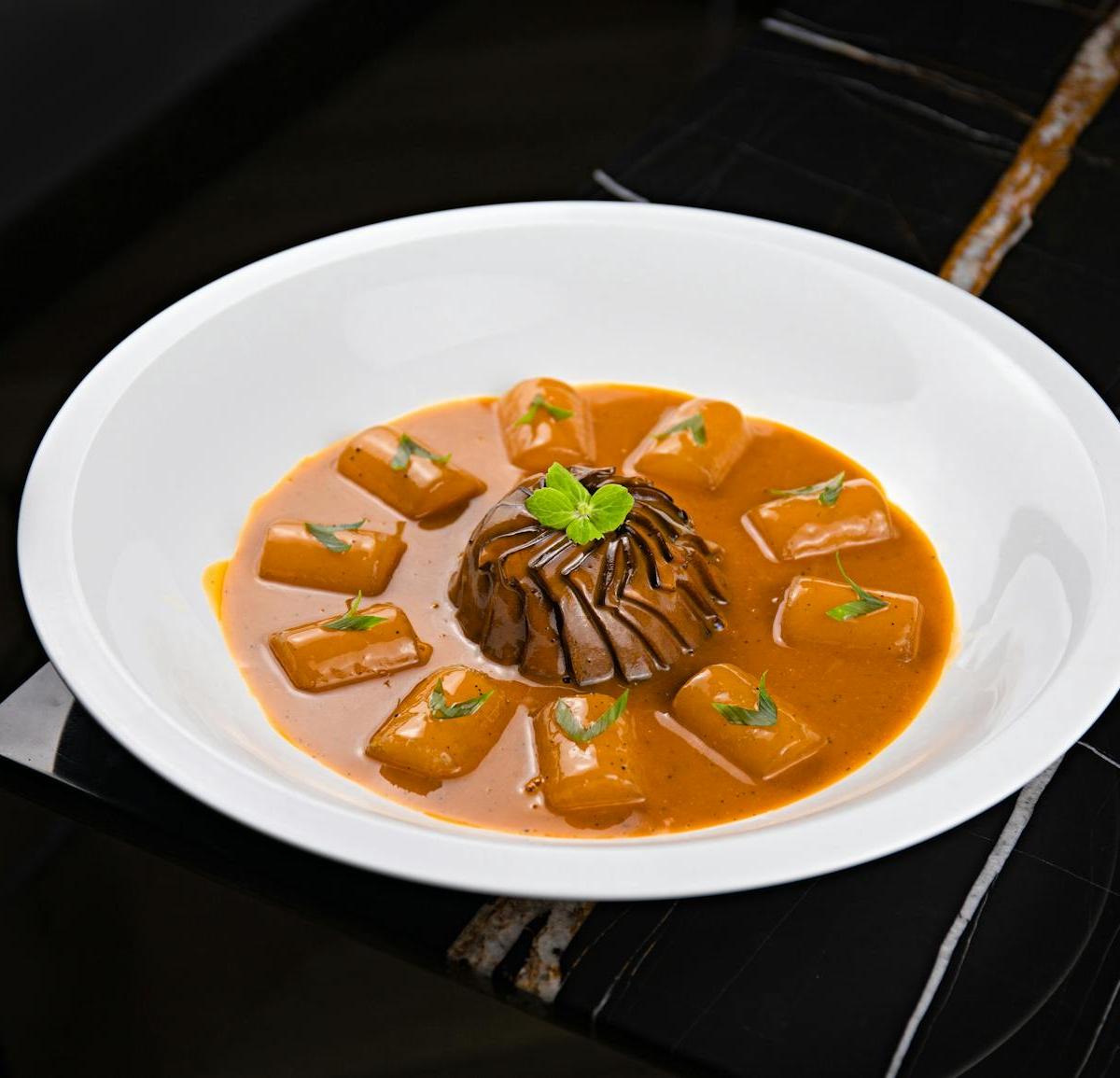 25-Min Mole Chichilo Beef Bowl