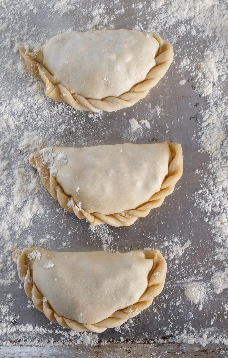20-Min Mole Chicken Empanada Skillet