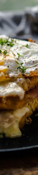 Monte Cristo Breakfast Sandwich