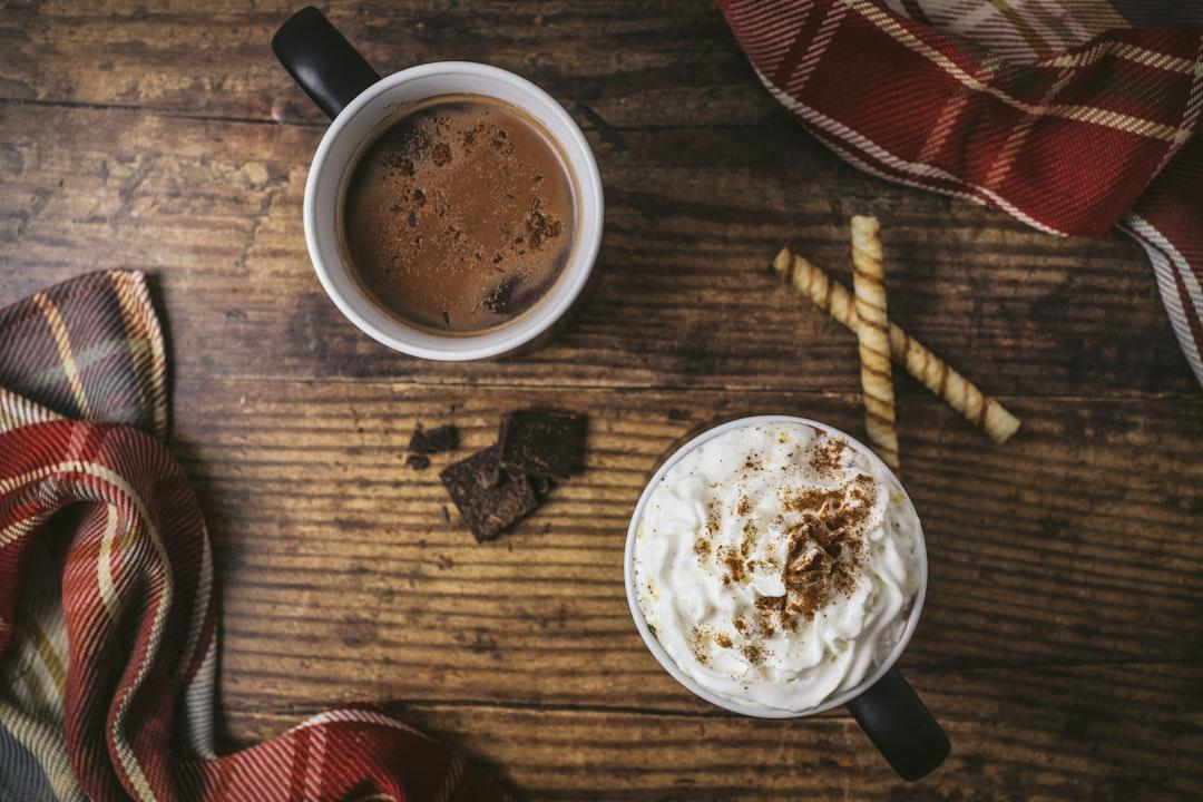 Mug Hot Chocolate with Marshmallows & Wafers