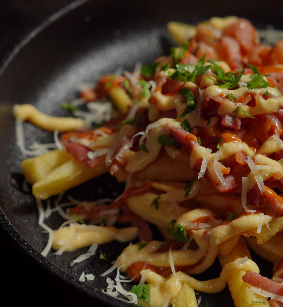 5-Minute Nacho Cheese Fries