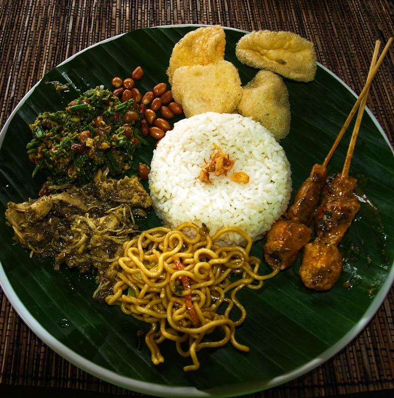 Nasi Campur Bali