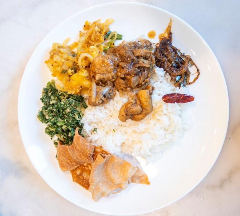 20-Min Nasi Dagang with Curry & Crackers