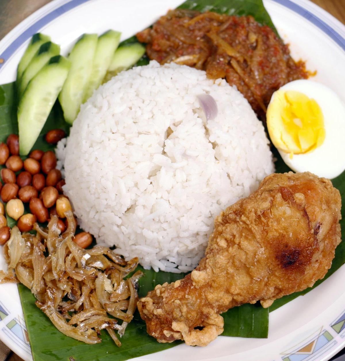 Nasi Lemak Ayam Goreng — Coconut Rice & Crispy Chicken