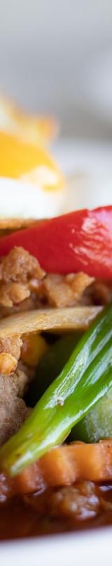 Neua Pad Prik — Thai Beef & Pepper with Egg & Rice