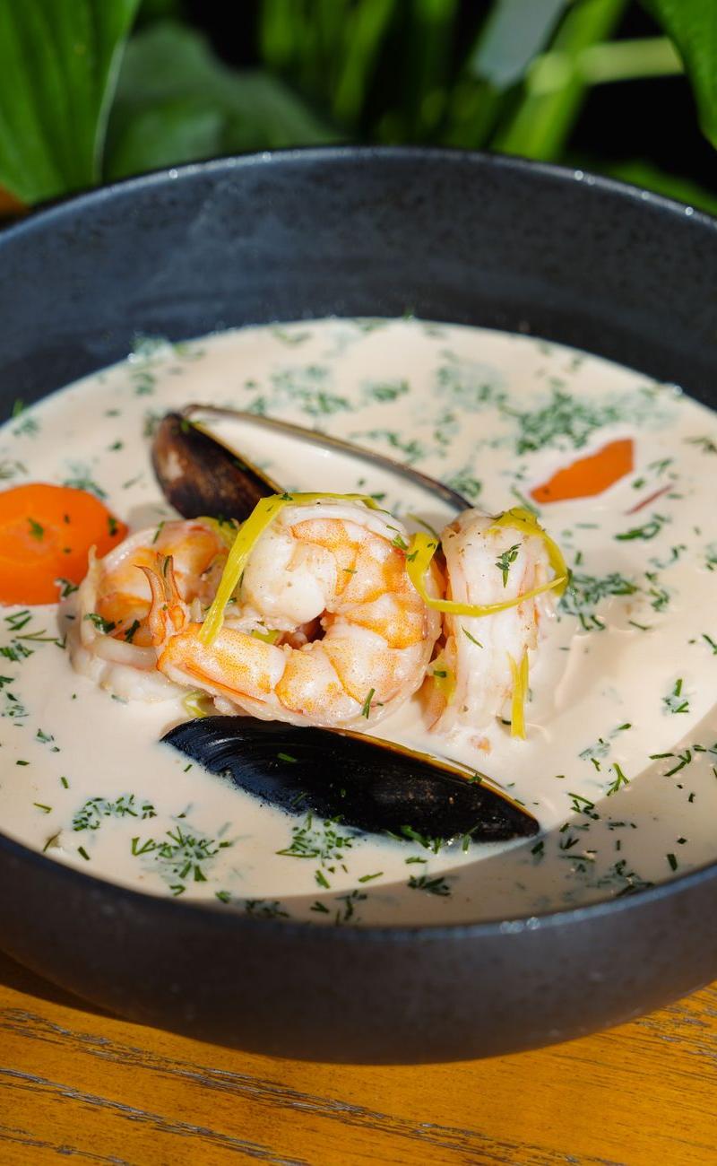 Classic New England Seafood Chowder