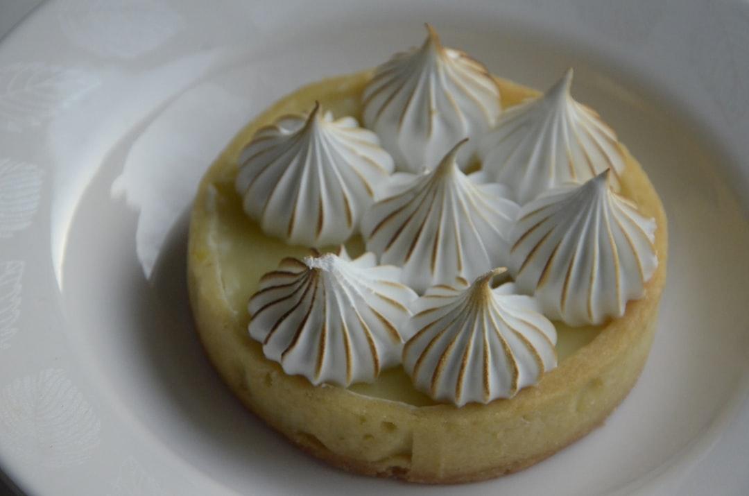 15-Min No-Bake Lemon Curd Tart