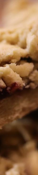 No-Bake Raspberry Almond Crumble Bars