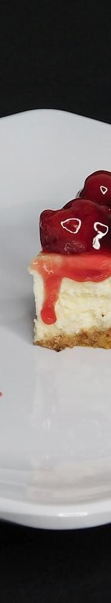 No-Bake Strawberry Cheesecake Jars