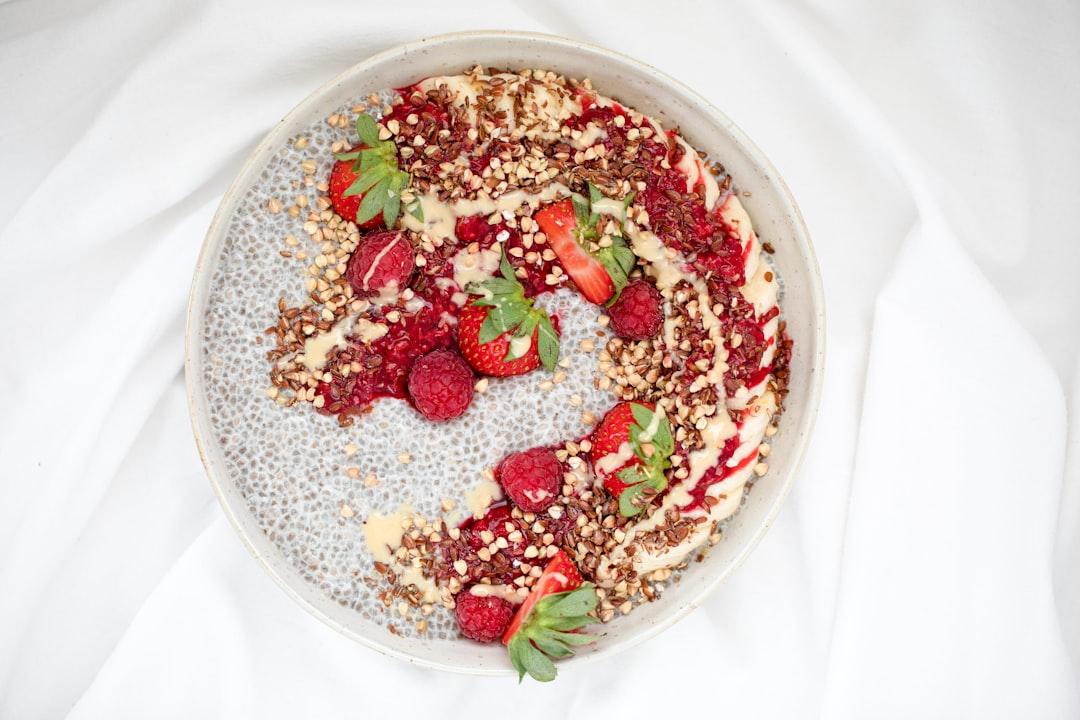Overnight Chia Pudding with Berries