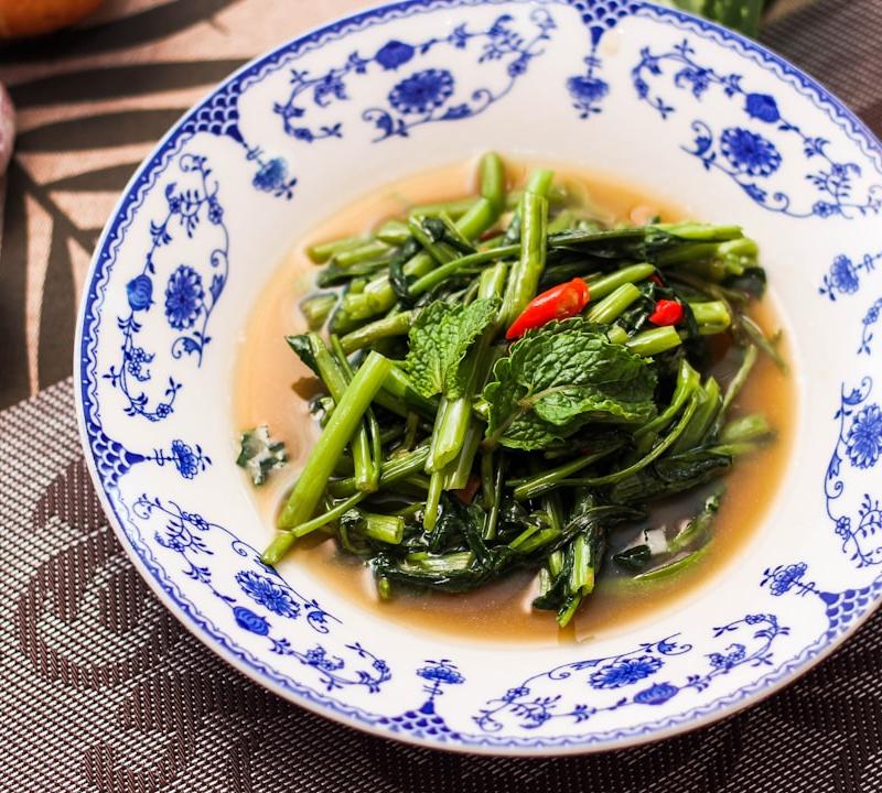 Pad Pak Ruam (Thai Mixed Vegetables)