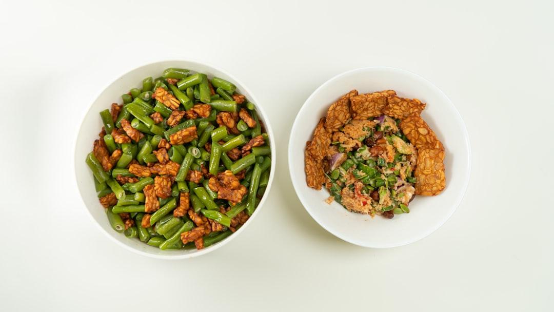 Pad Prik King with Crispy Tempeh & Salad