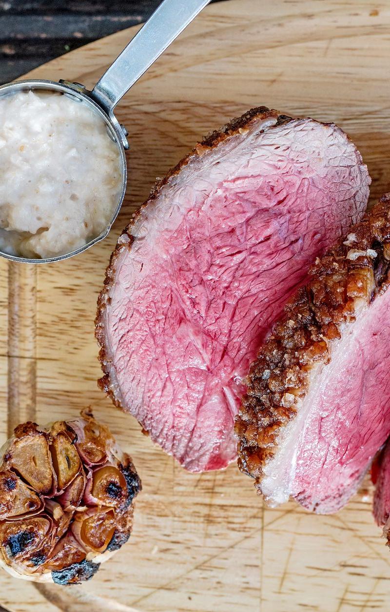 Pan-Seared Beef with Horseradish & Garlic