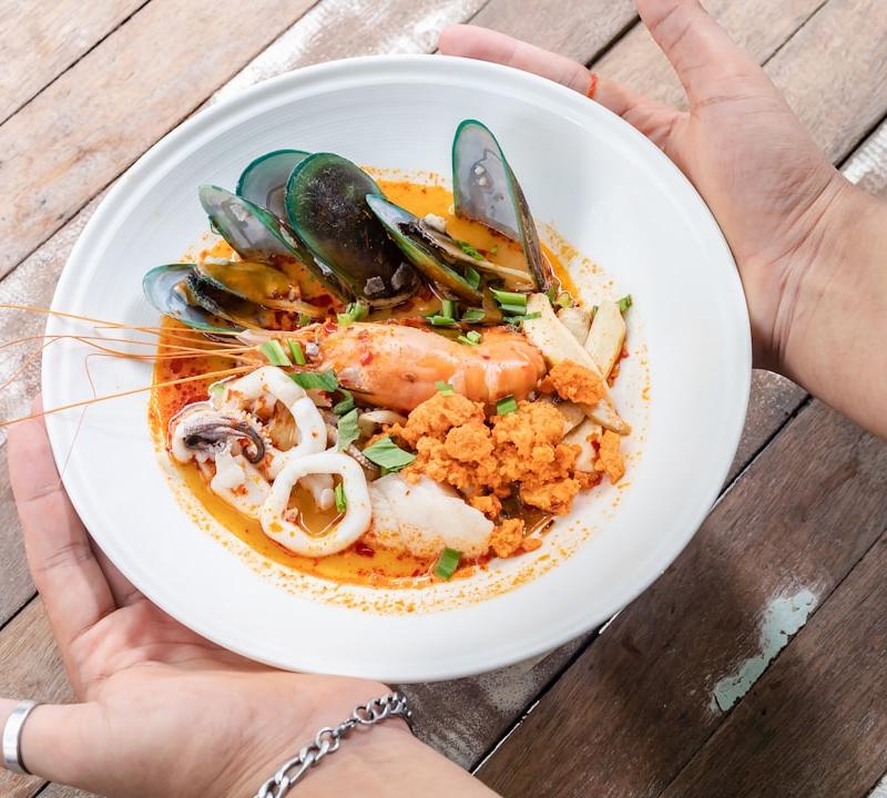 Pan-Seared Fideuà with Shrimp