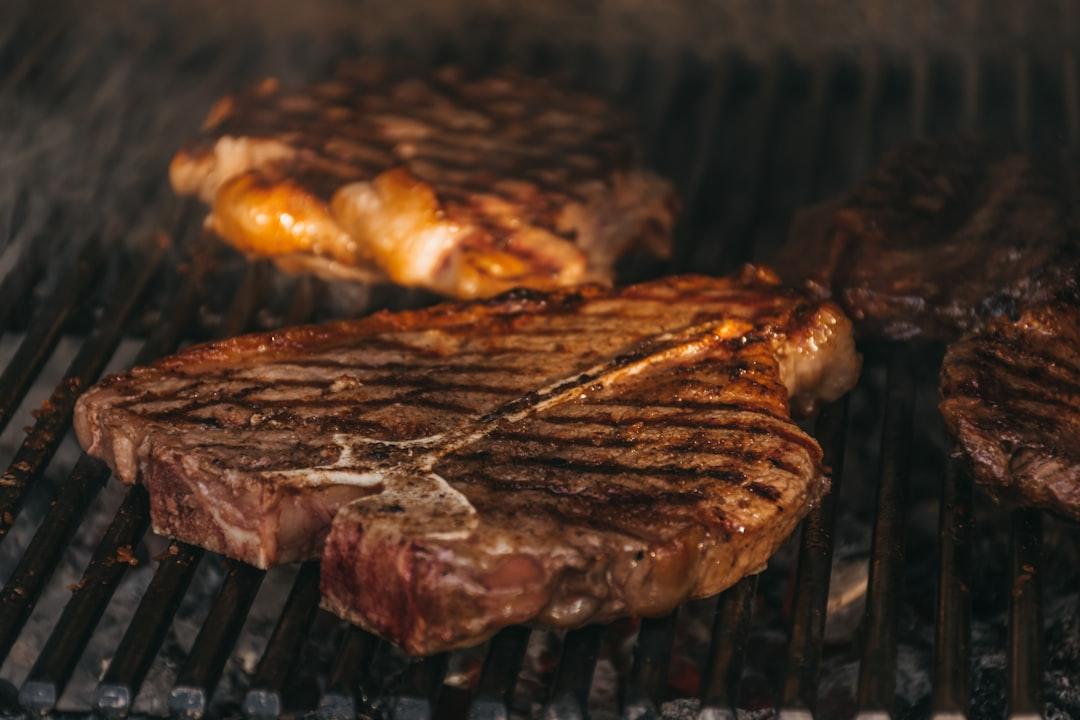 Pan-Seared Porterhouse with Garlic Butter