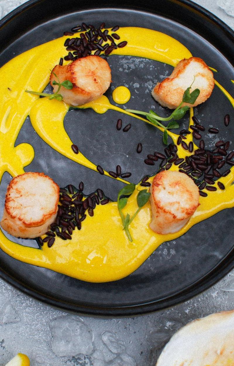 Pan-Seared Scallops with Saffron & Black Rice