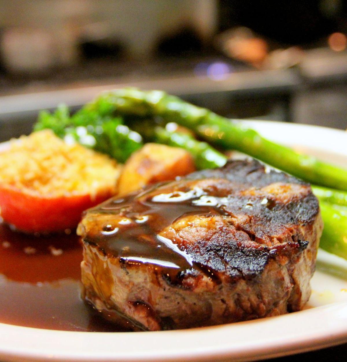 25-Min Pan-Seared Steak with Roasted Veg & Pan Gravy