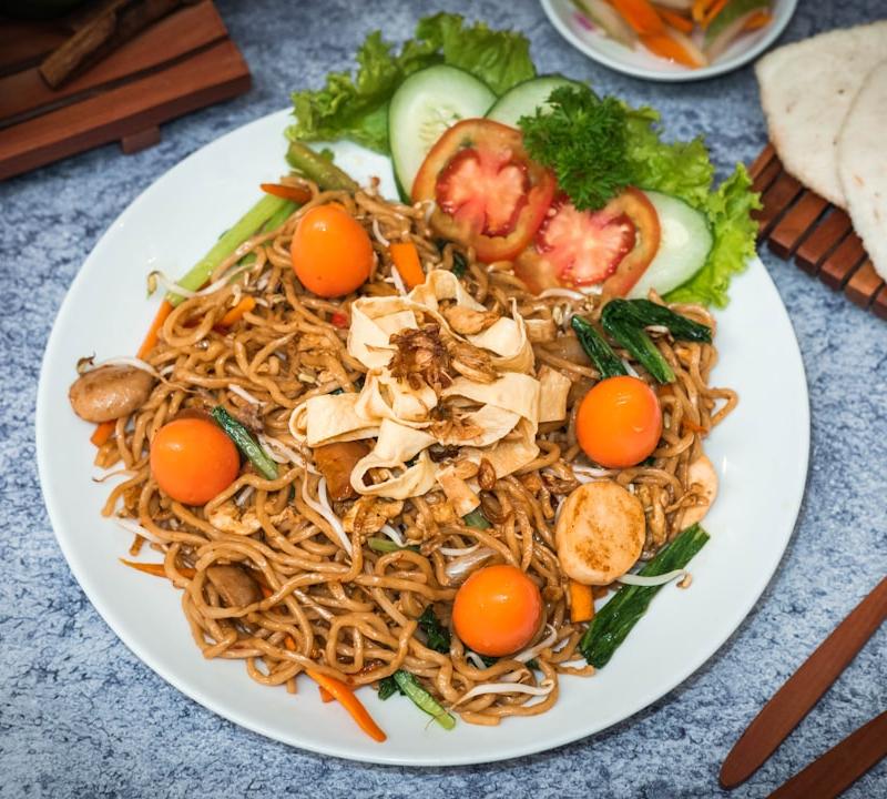 20-Min Pancit Canton with Fresh Sides