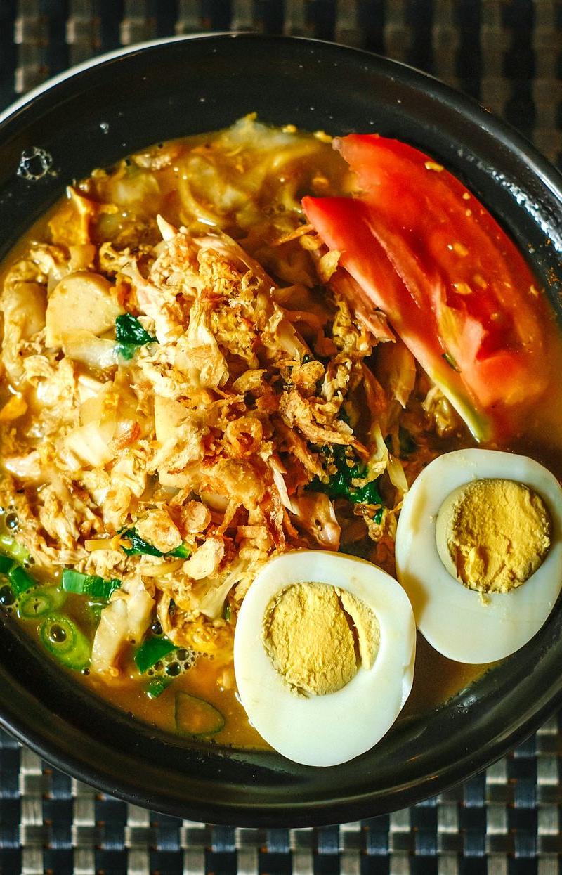 20-Min Pancit Lomi — Creamy Egg Noodle Soup