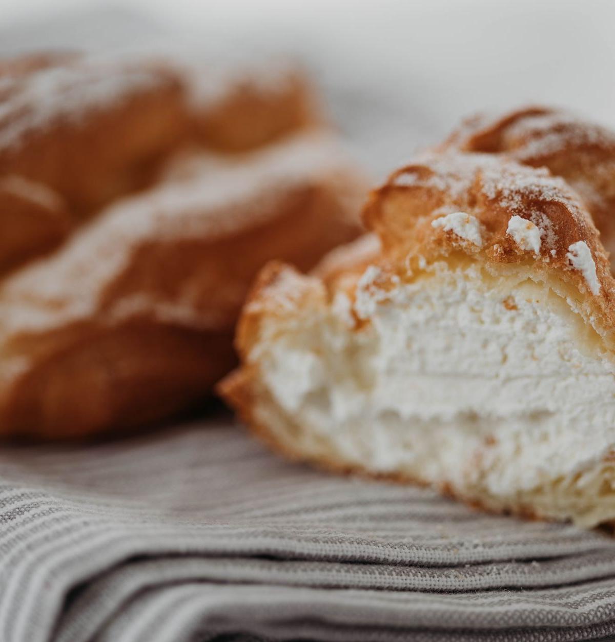 Pastel de Tentúgal (Portuguese Egg Custard Pastry)