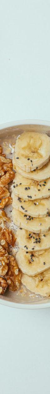 Peanut Butter Banana Oat Bowl