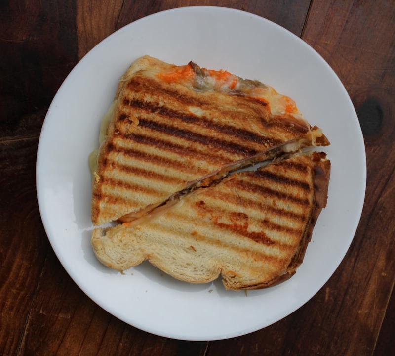 Pesto Mozzarella Grilled Cheese