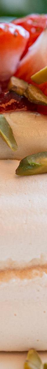 10-Minute Pistachio Pavlova Nests