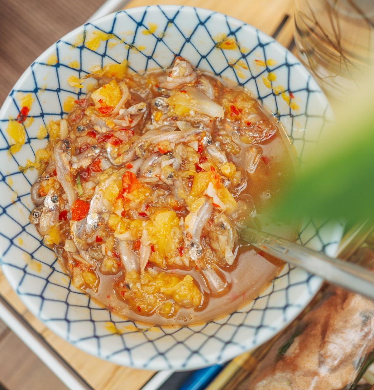 Pla Rad Prik (Thai Crispy Fish With Chili)