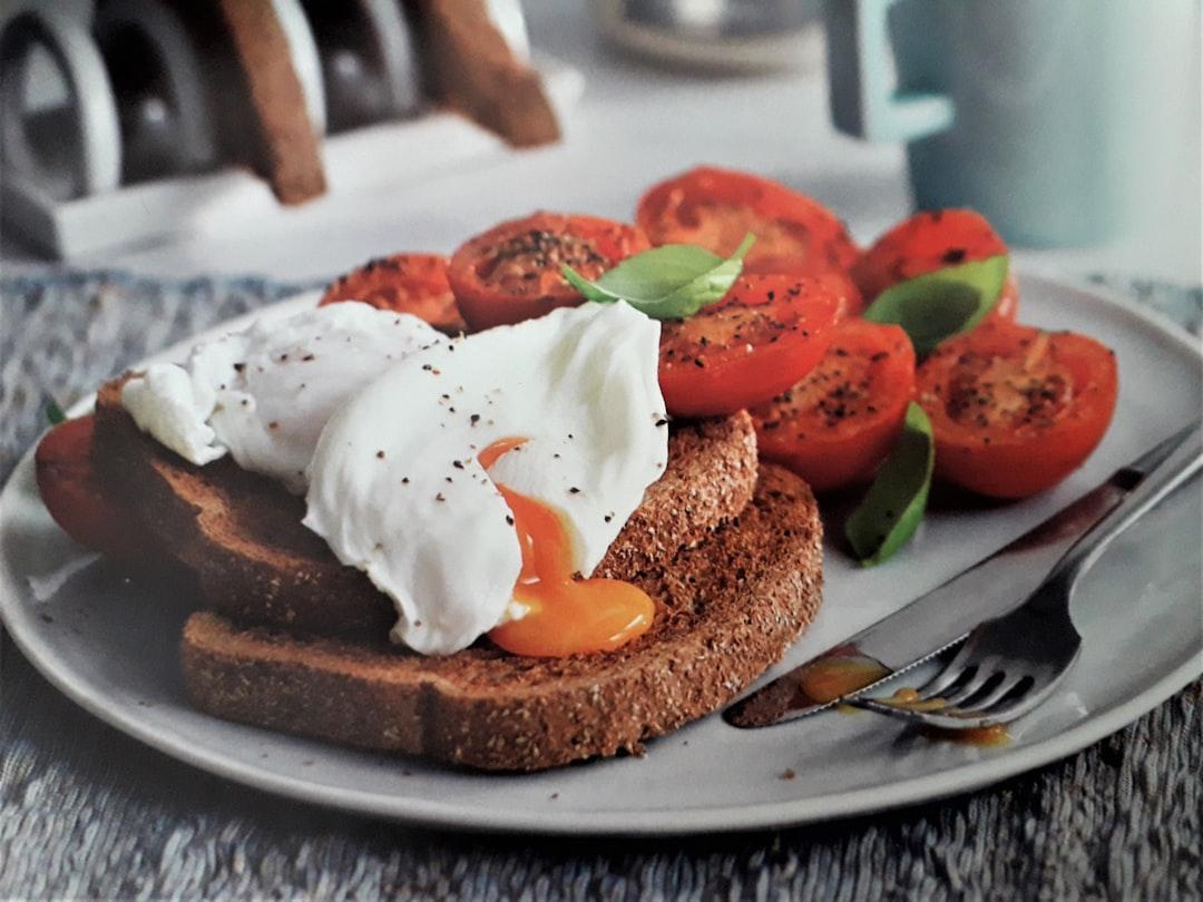 Poached Eggs on Tomato Toast