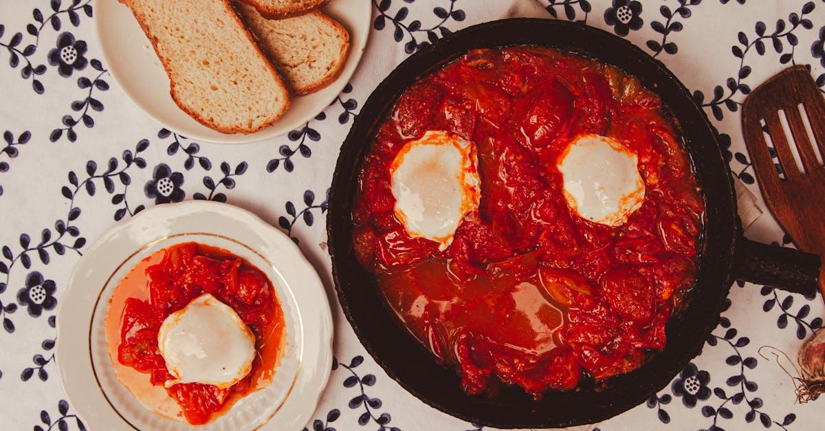Poached Eggs in Spicy Tomato Sauce