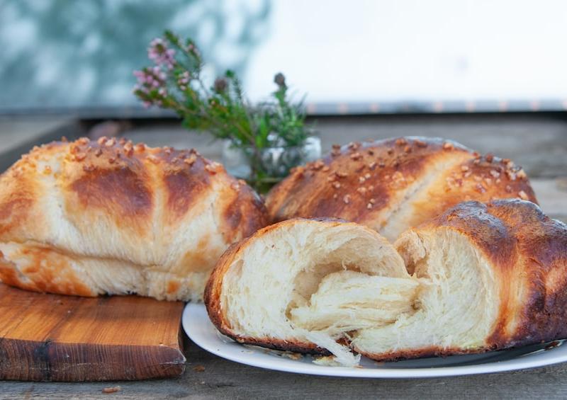20-Min Polish Custard Buns