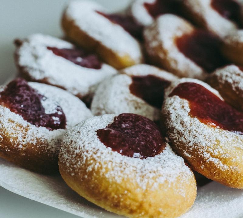 Polish Pączki (Jam Doughnuts)
