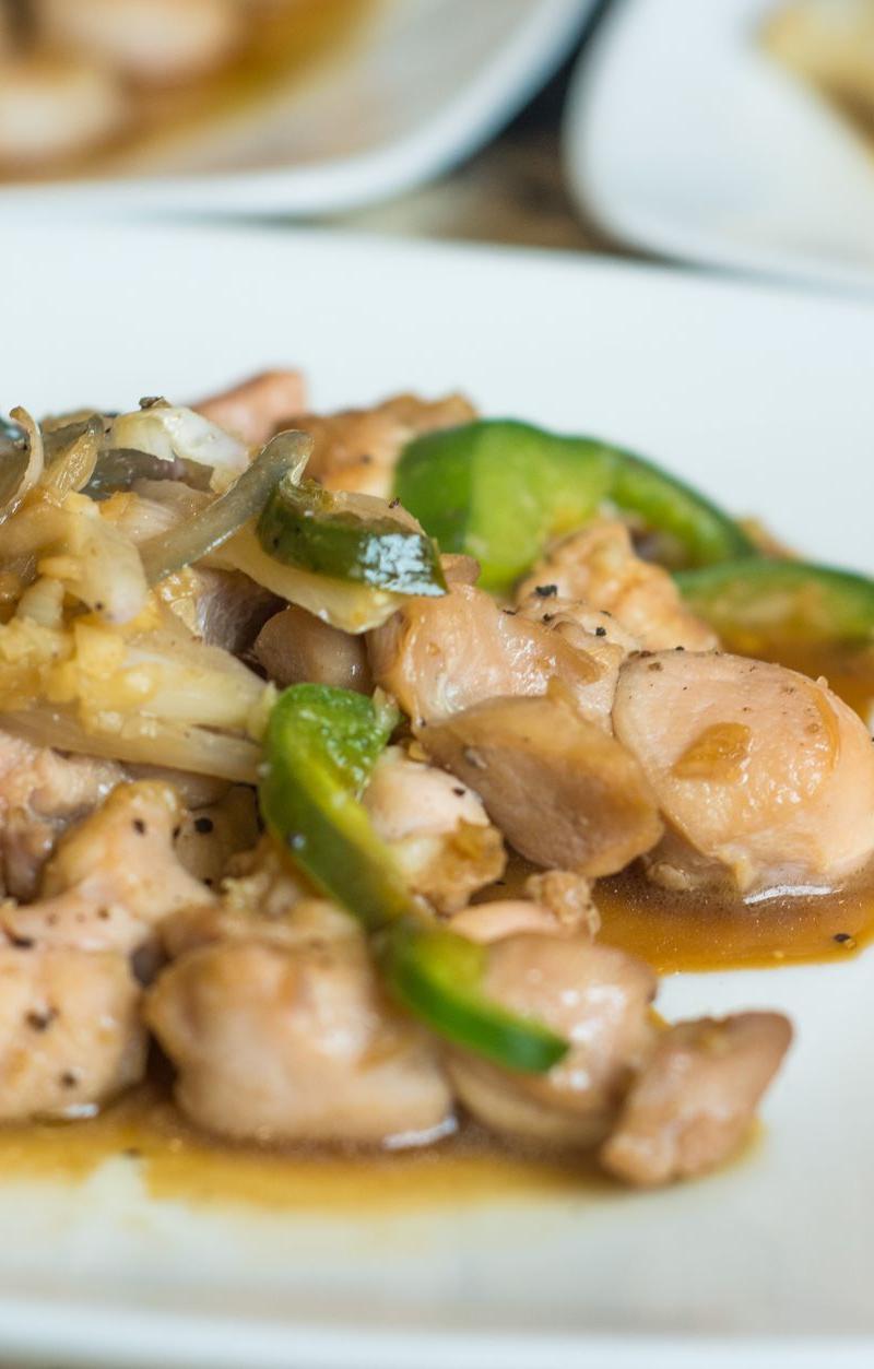 Pollo al Ajillo