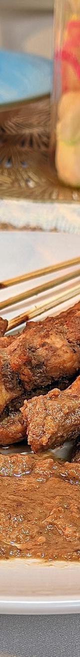 Pollo Encacahuatado