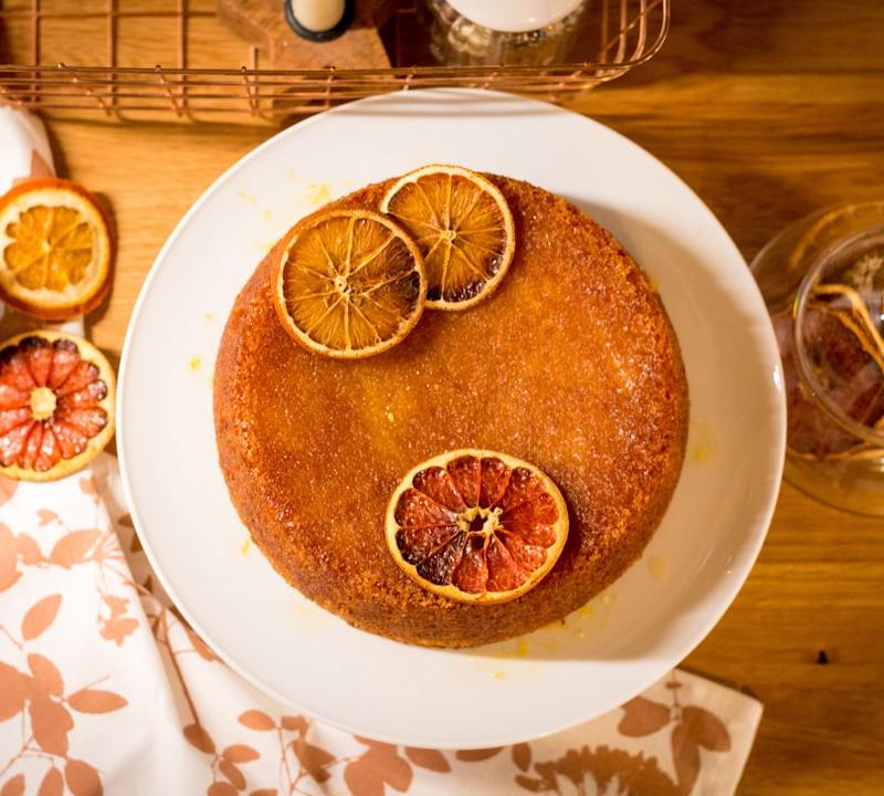 Portokalopita (Greek Orange Phyllo Pie)