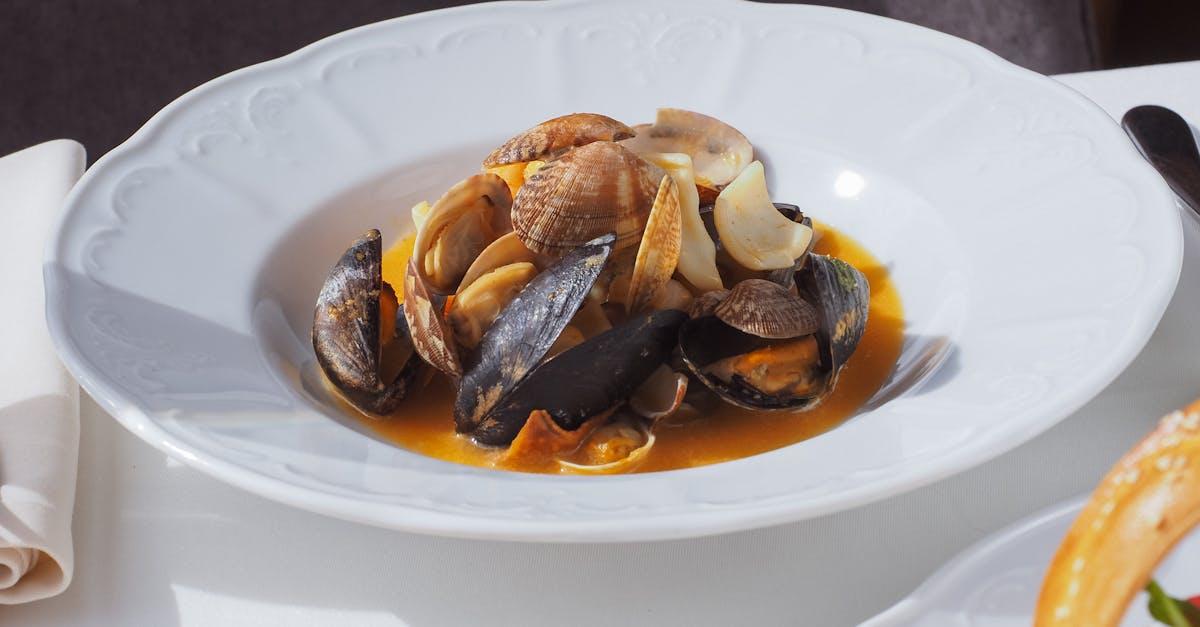 Portuguese Clams in Tomato Broth