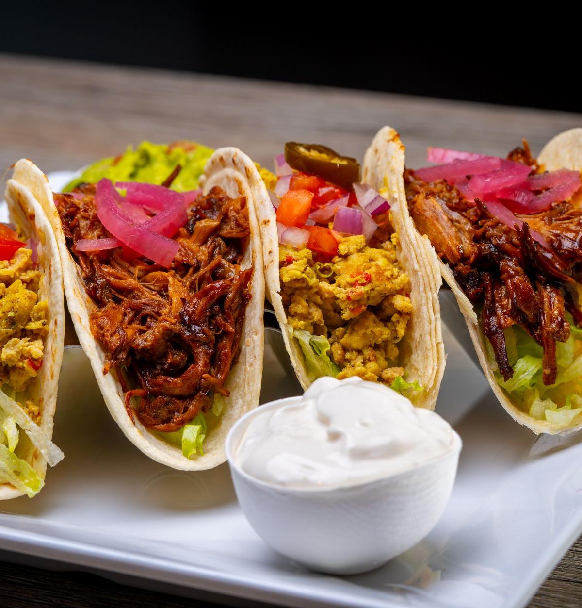 Pulled Pork Costilla Tacos