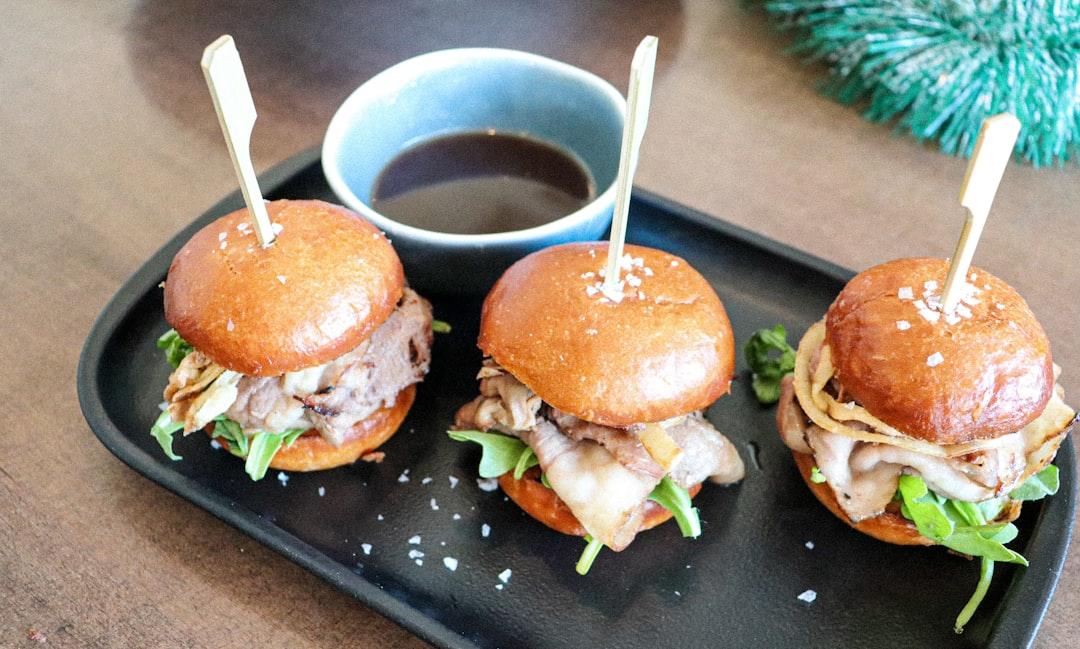Pulled Pork Sliders with Comeback Sauce
