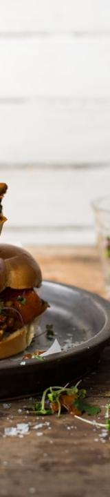 Pulled Pork Sliders with Crispy Slaw