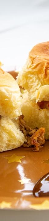 Pulled Pork Sliders with Slaw