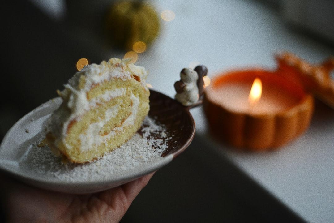 Pumpkin Roll Cake with Cream Cheese Filling