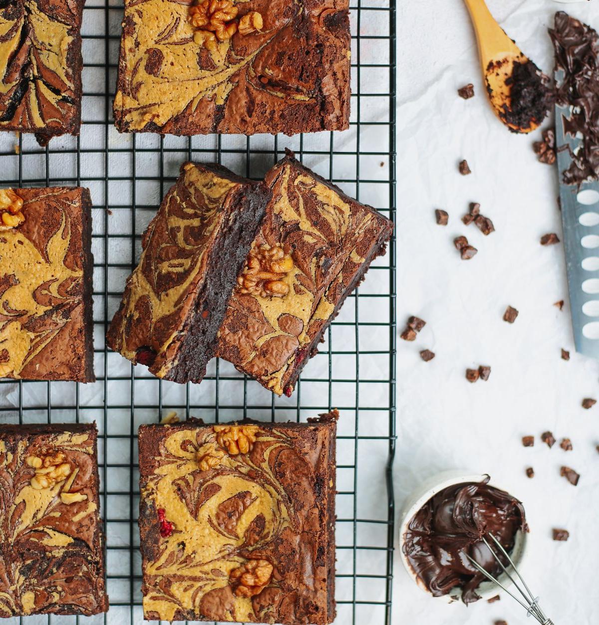 Pumpkin Swirl Fudgy Brownies with Chocolate Frosting