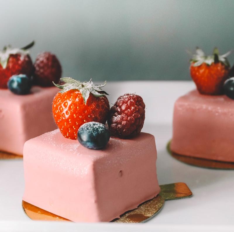 Punch Cake Bites