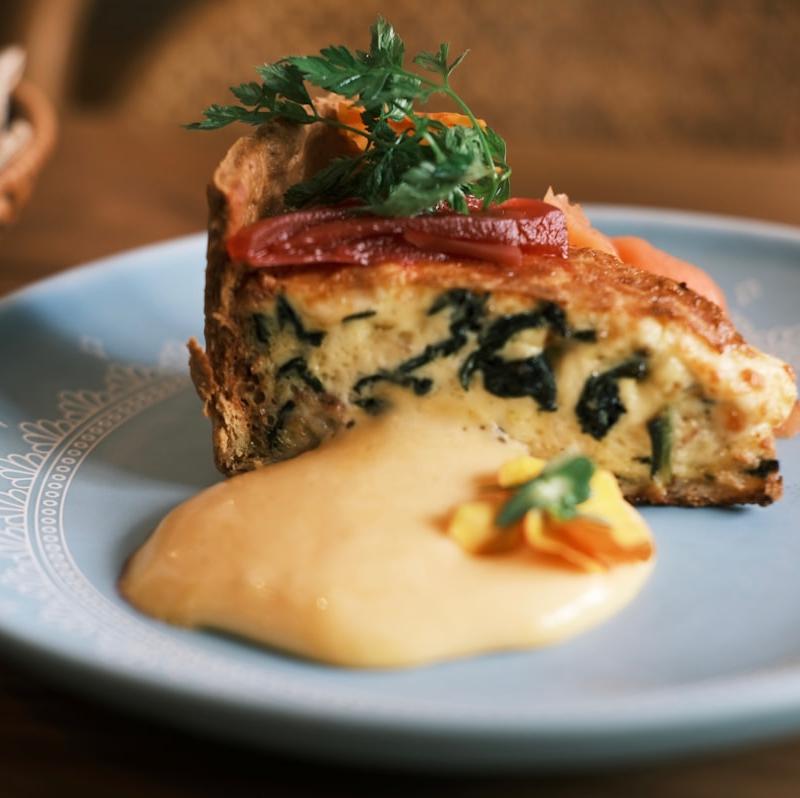 Quick Argentine Veggie Tart with Creamy Sauce