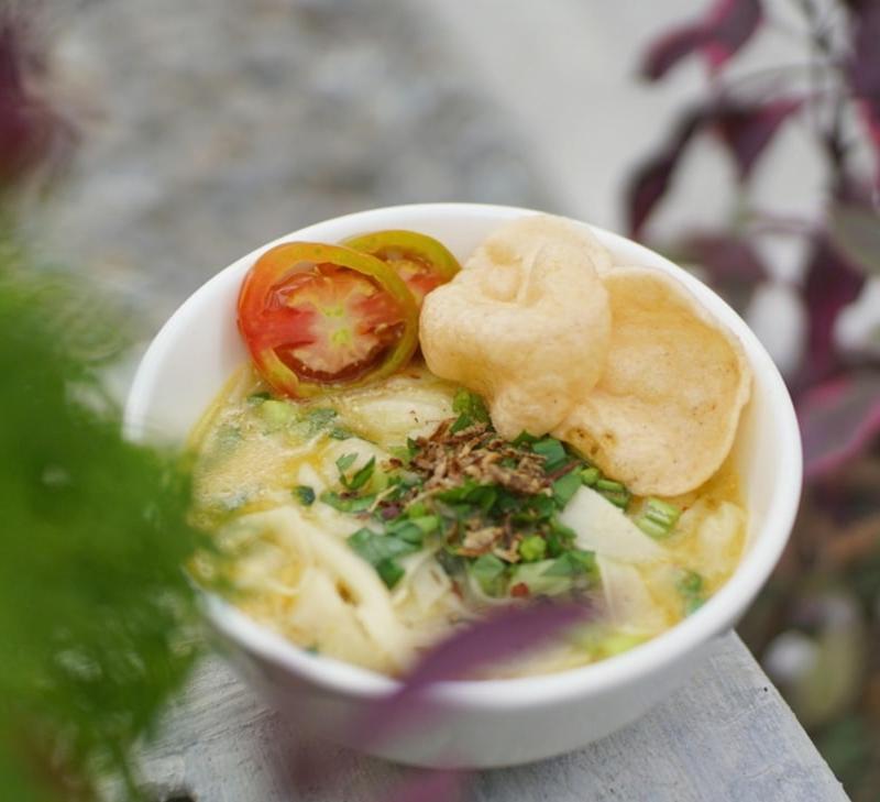 Quick Asam Laksa with Shrimp