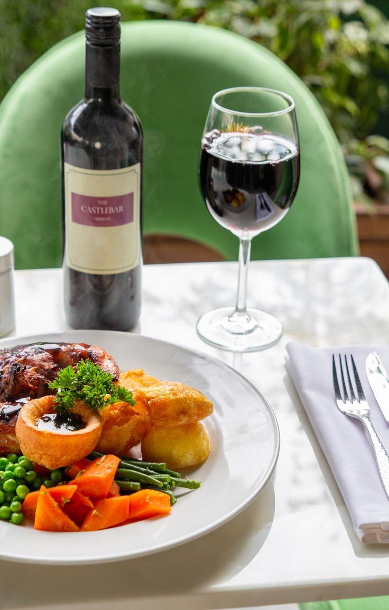 25-Min Beef Roast with Roasted Veg & Crispy Potatoes