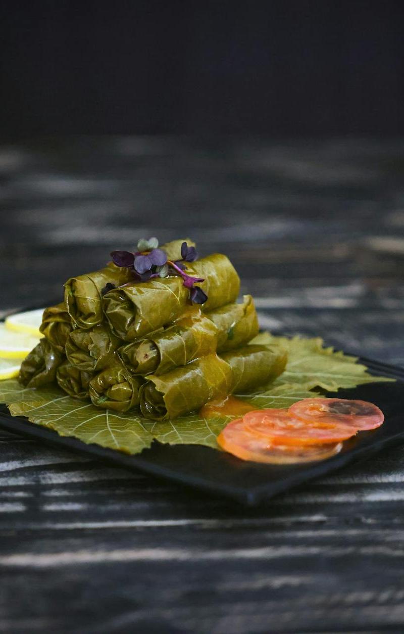 Quick Lemon Vine Leaf Rolls with Tomato